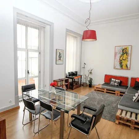 Guest house Pensao Rosinha Art Gallery House Lisbon
