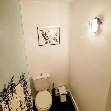 Guest house Pensao Rosinha Art Gallery House *
